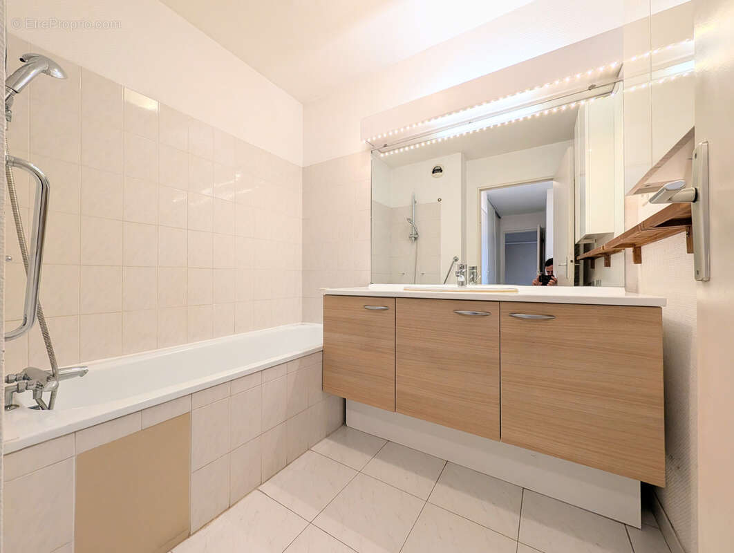 Appartement à MARSEILLE-8E