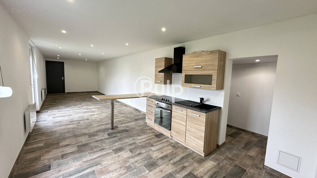 Maison à BRUAY-LA-BUISSIERE