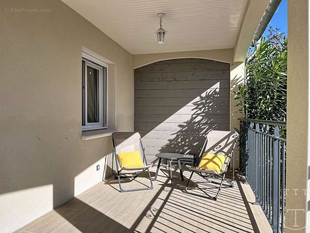 Maison à SAINT-ALBAN-AURIOLLES