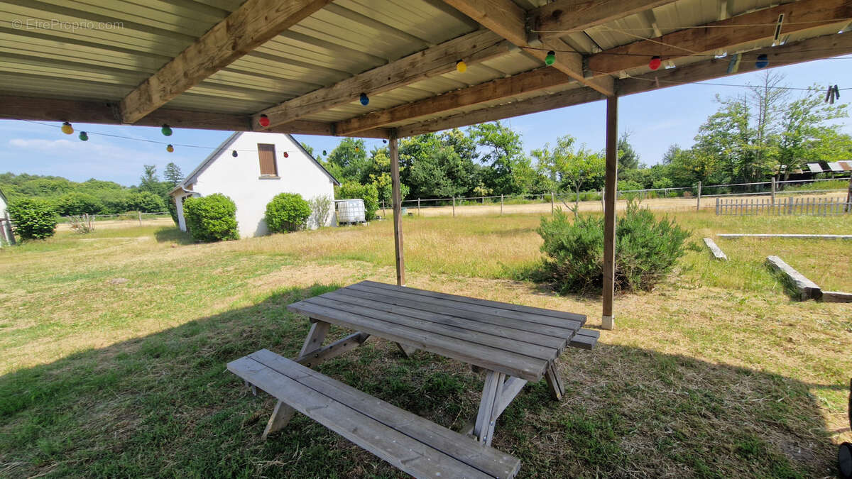 Maison à AVRILLE-LES-PONCEAUX