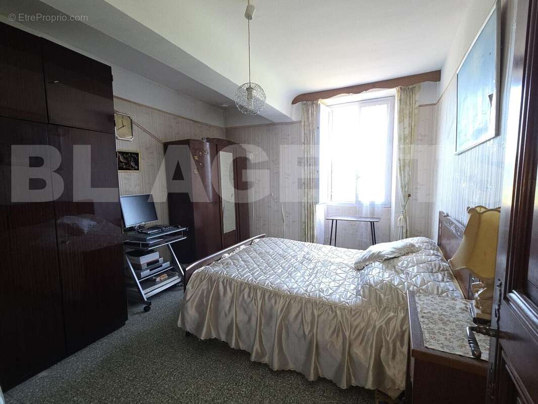 20250917_120037 - Maison à DUN-LES-PLACES