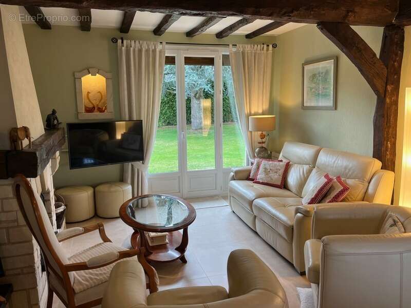 Maison à PONT-L&#039;EVEQUE