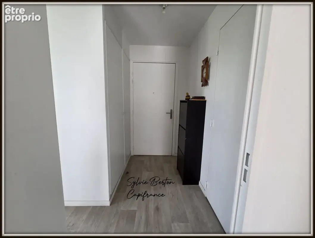 Sevran Appartement 2 pièces - 50 m2 - Balcon - Place de parking en sous-sol - photo 4