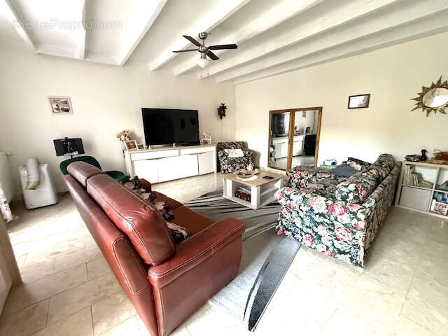 Maison à SAINT-AIGULIN