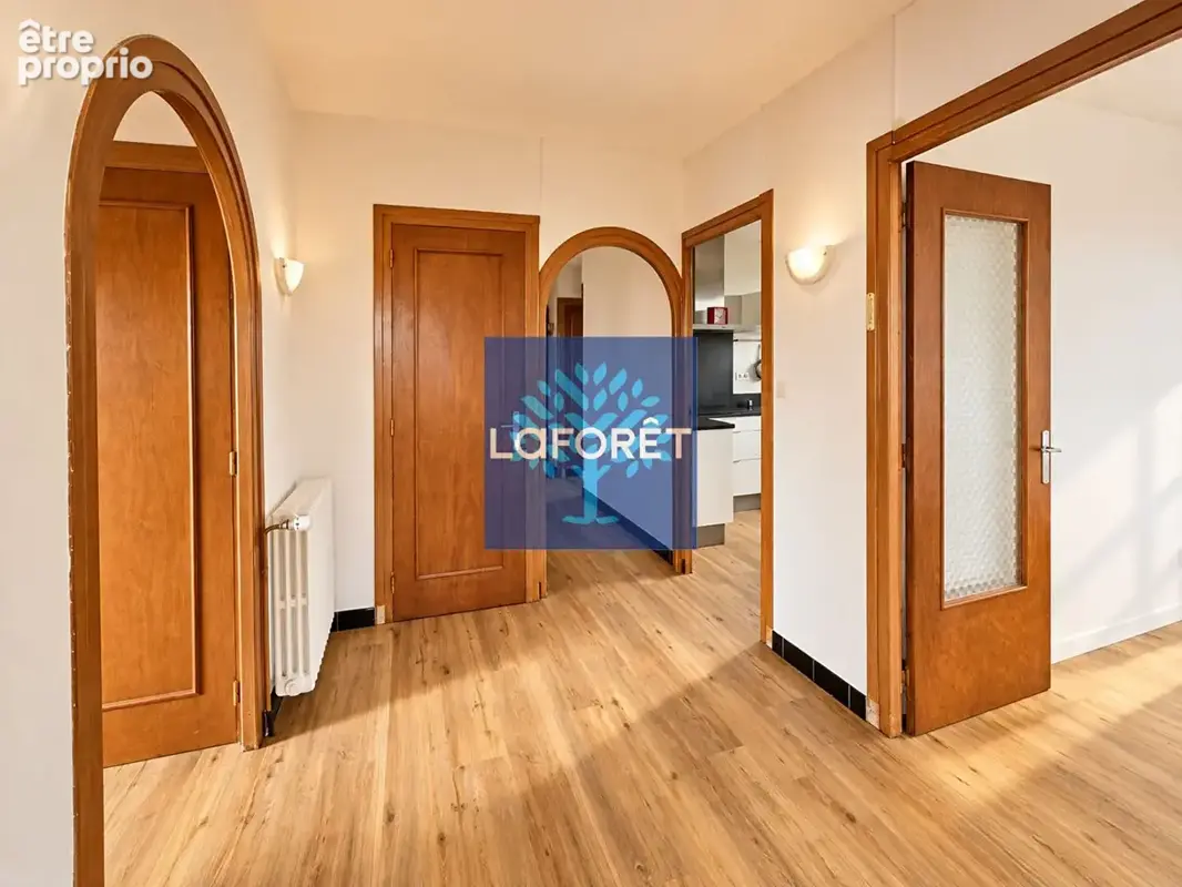 Maison spacieuse à vendre à Boën-sur-Lignon - 4 chambres, grand terrain - photo 3