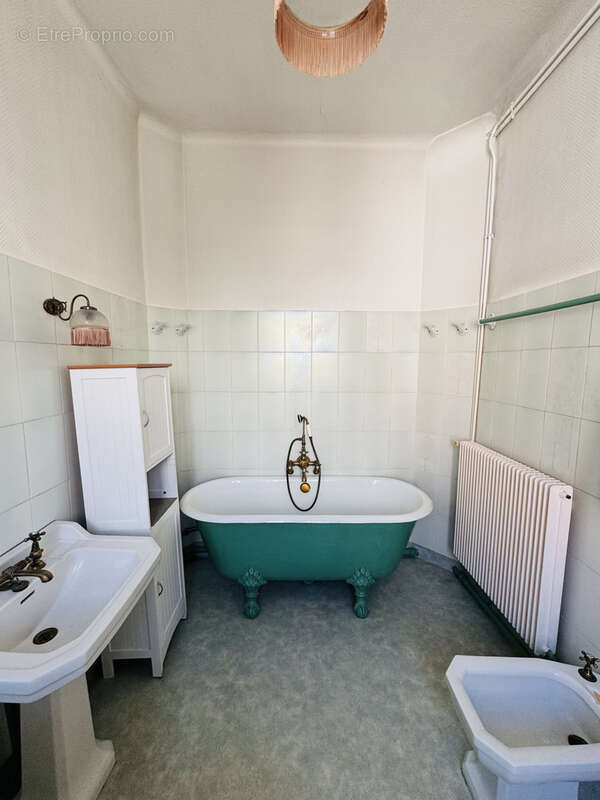 Appartement à THIERS