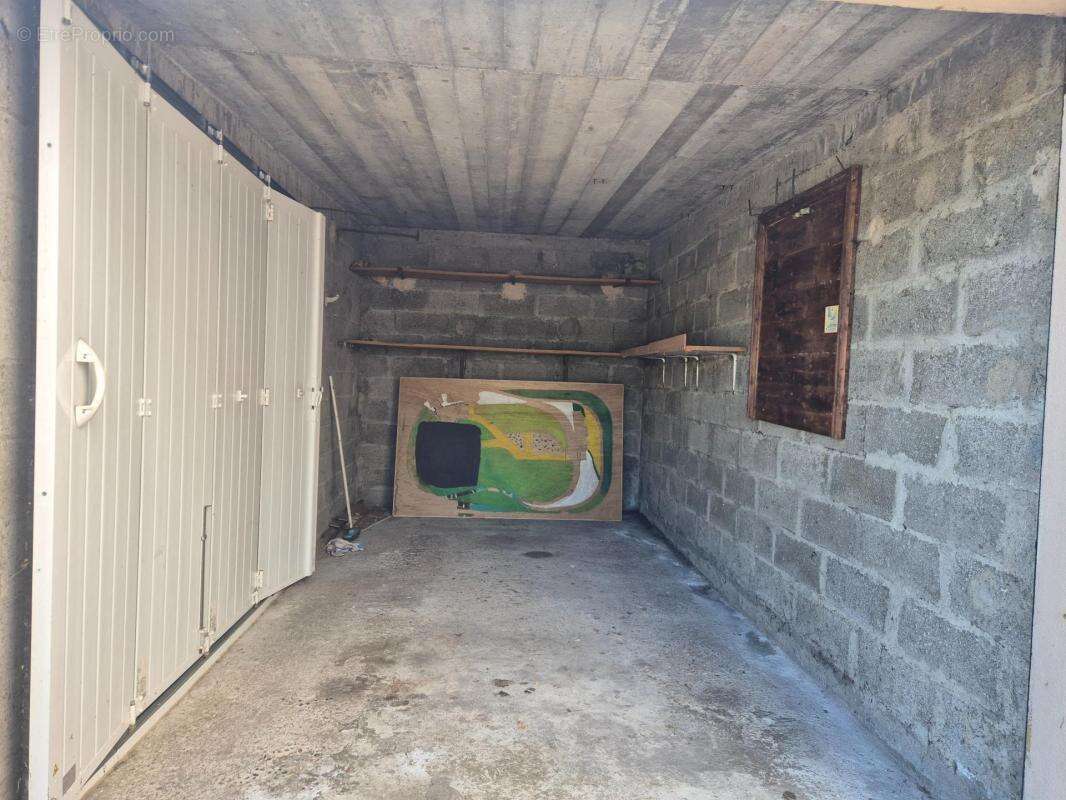 T3 lumineux avec place de parking et possible garage - photo 7