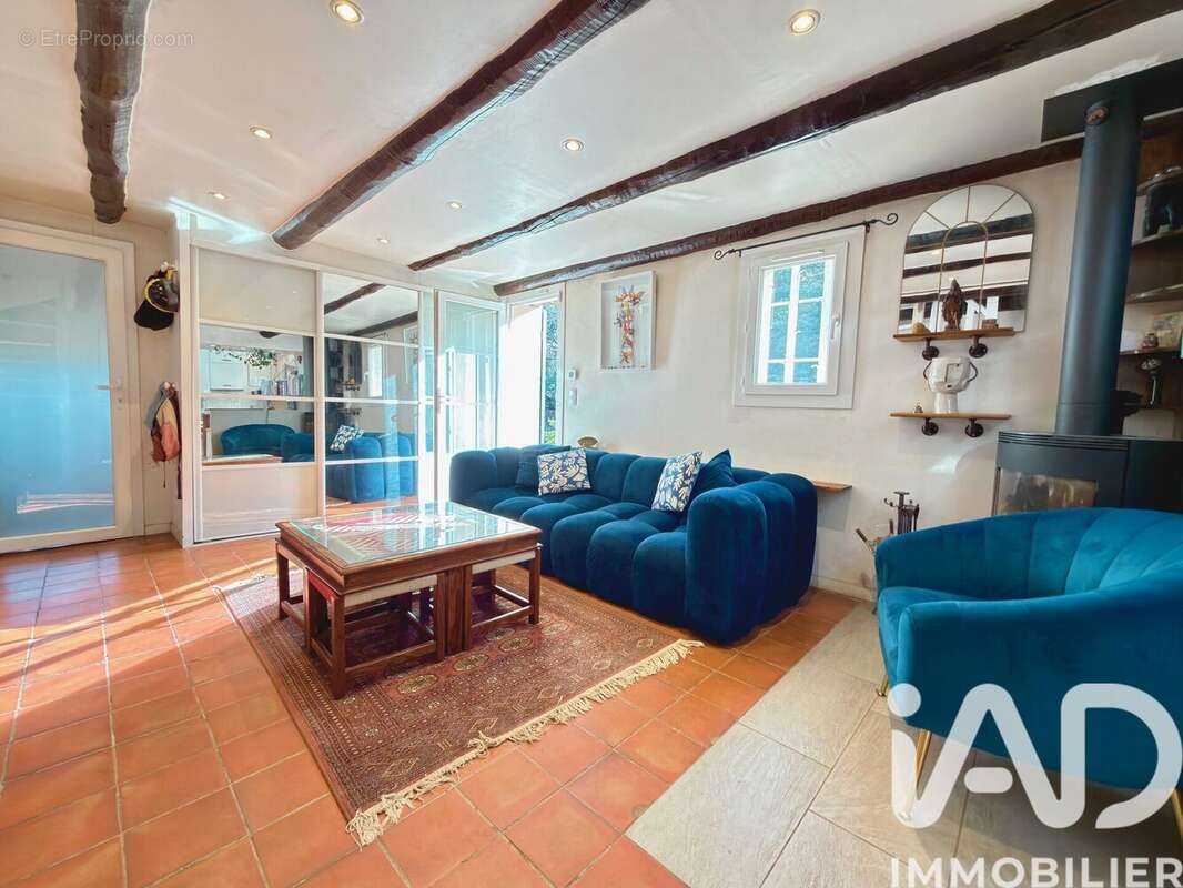 Photo 6 - Maison à PEYROLLES-EN-PROVENCE