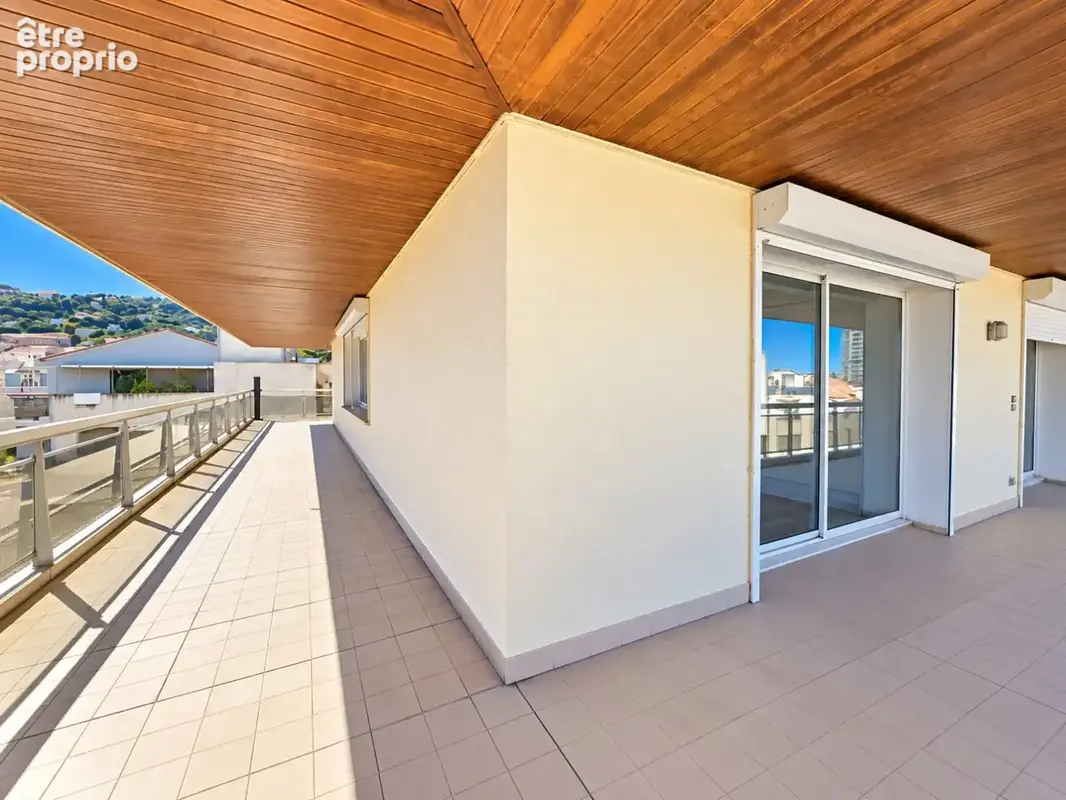 Côté Centre-ville  volumes et terrasse d'exception - photo 8