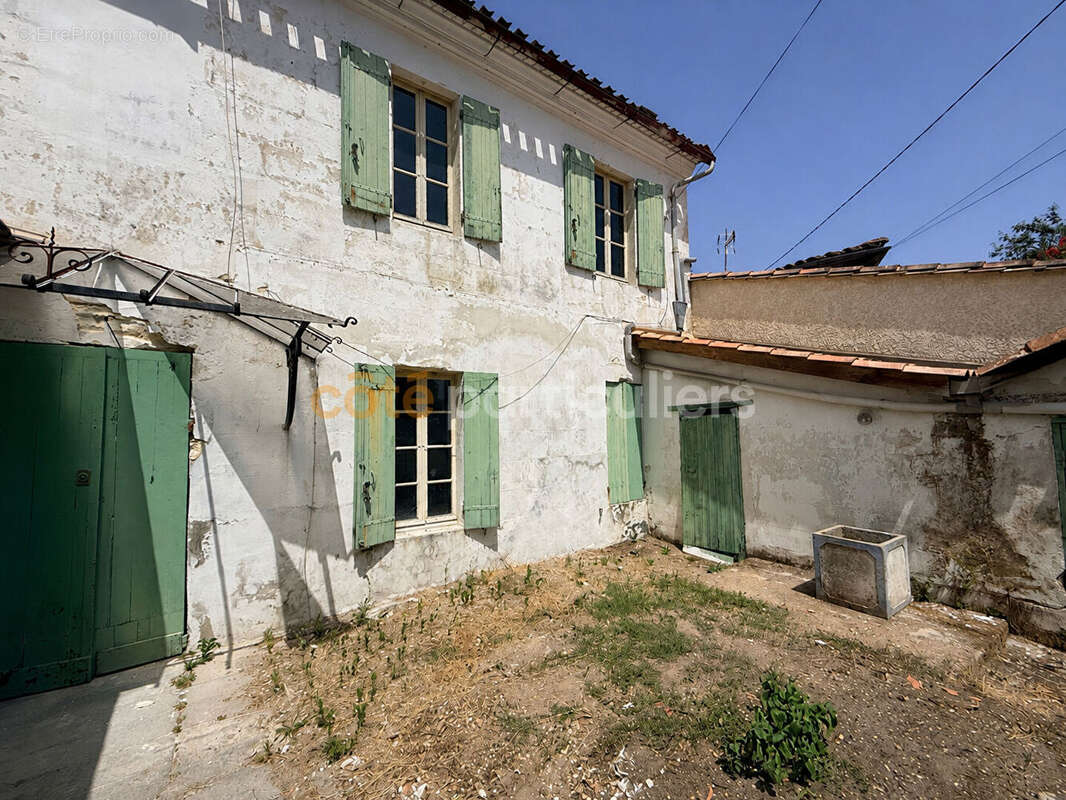 Maison à SAINT-DENIS-DE-PILE