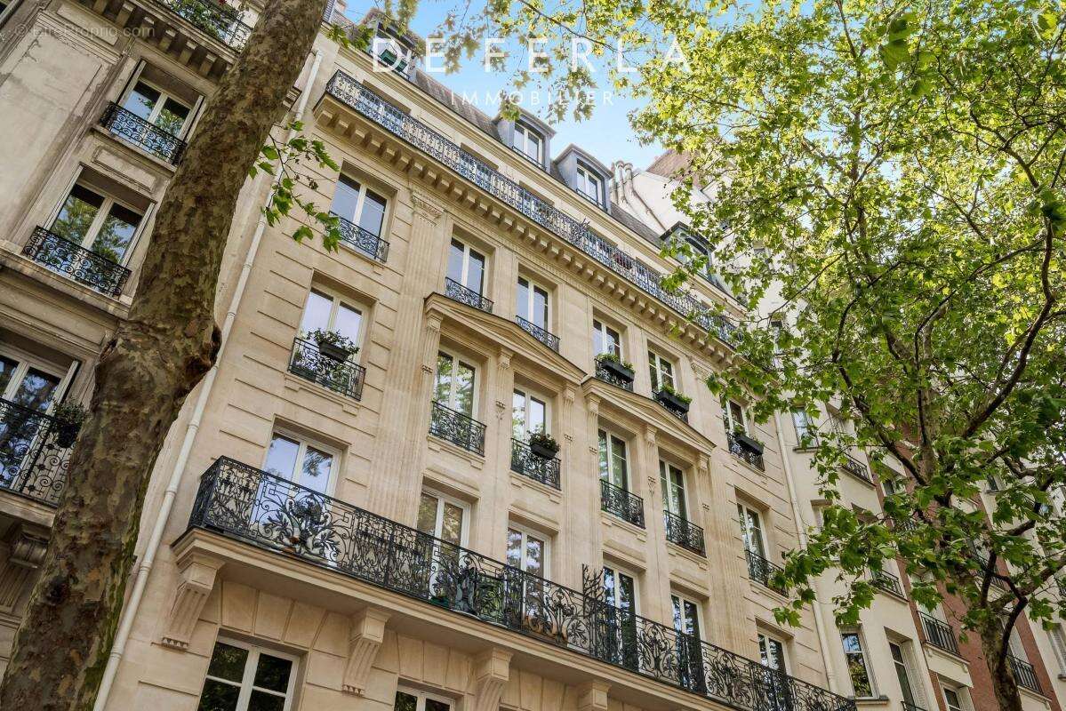 Appartement à PARIS-13E