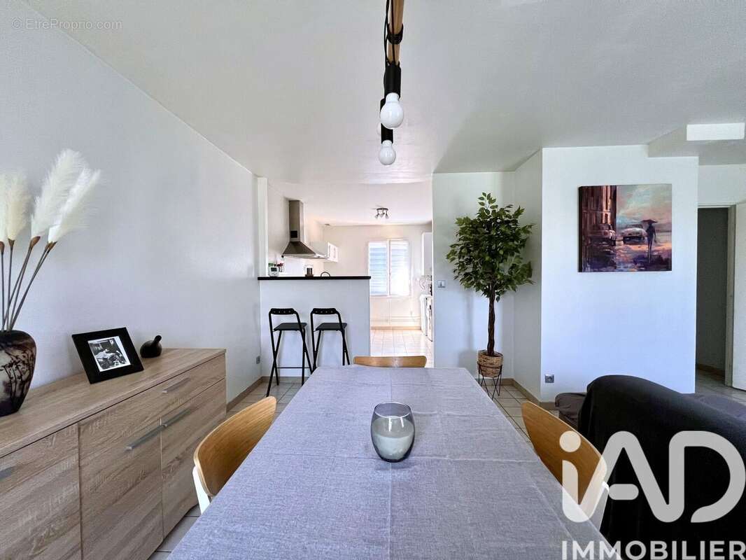 Photo 3 - Maison à GONDECOURT