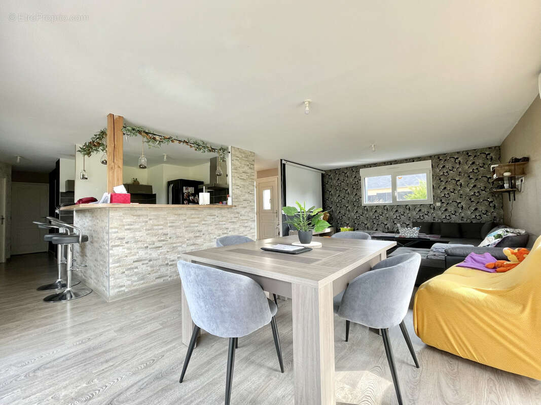 Maison à URVILLE