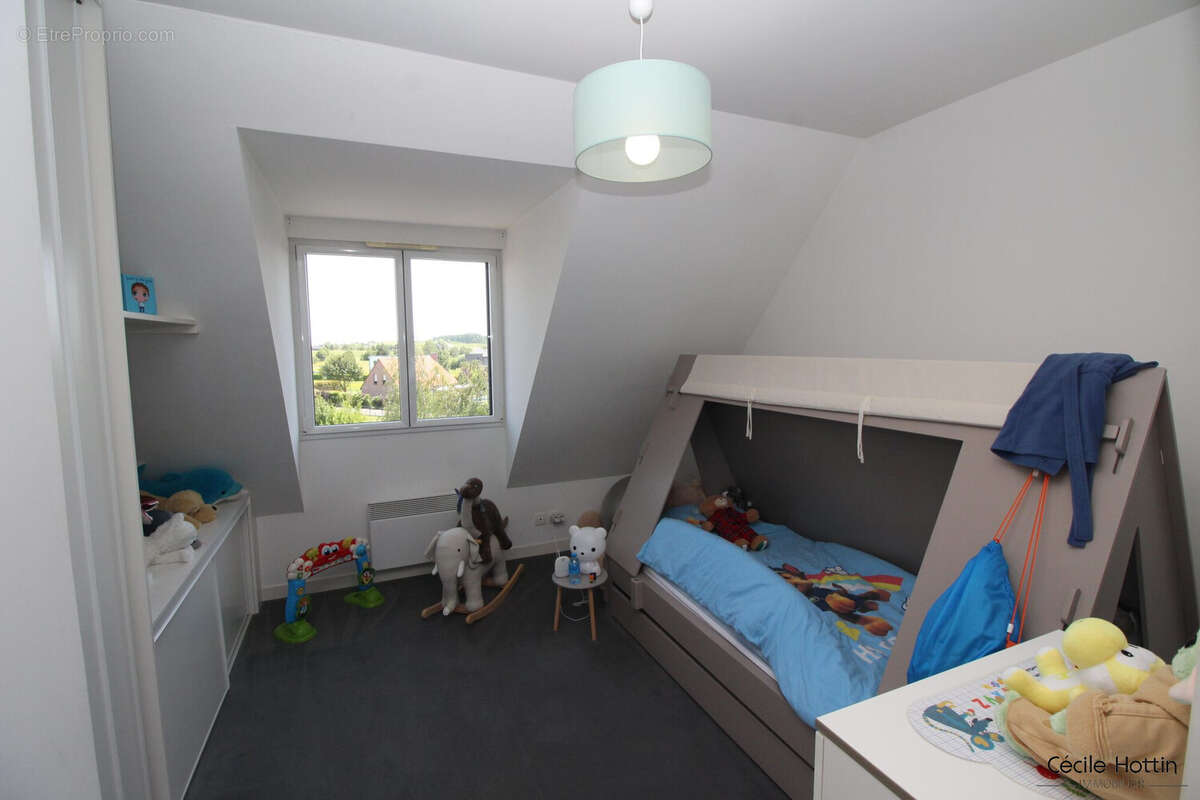Appartement à MERIGNIES