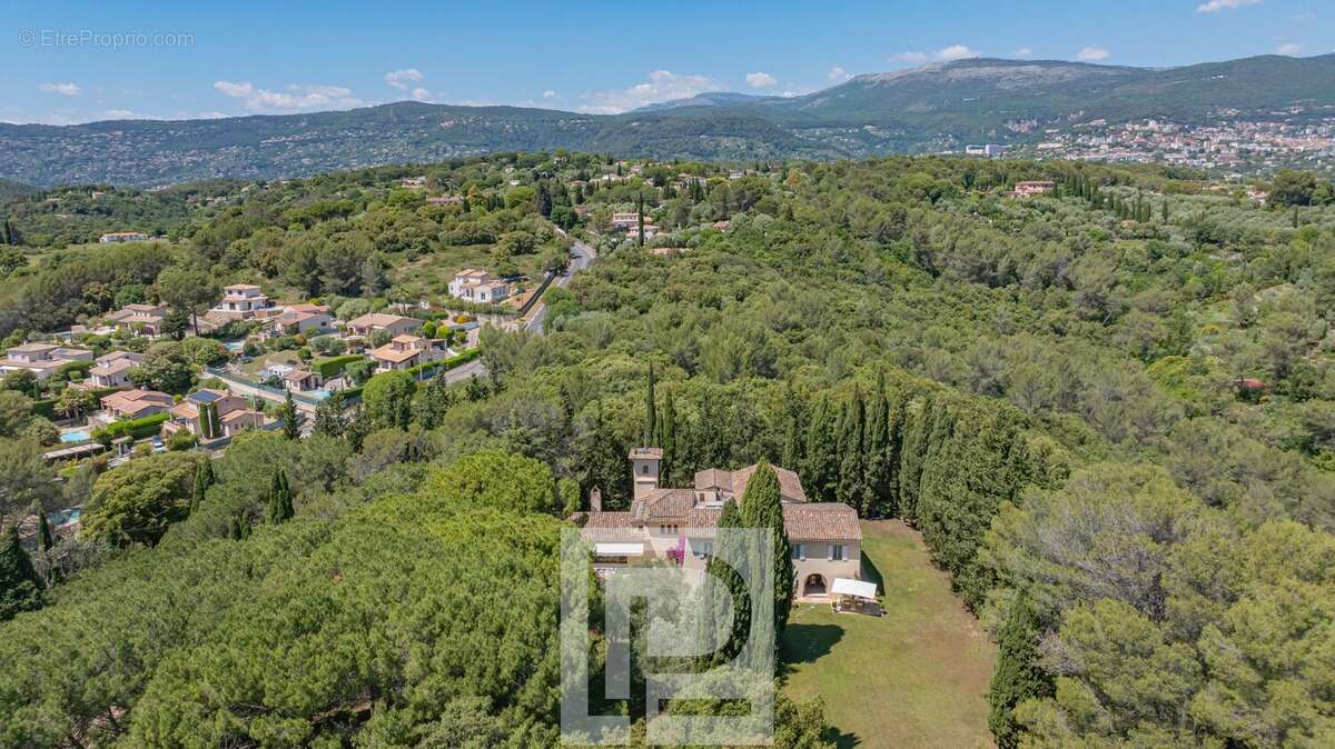 Maison à AURIBEAU-SUR-SIAGNE