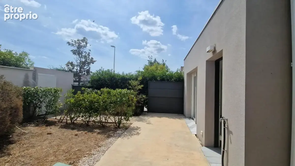 Maison T5 jardin 2 places de parking résidence sécurisée - photo 12