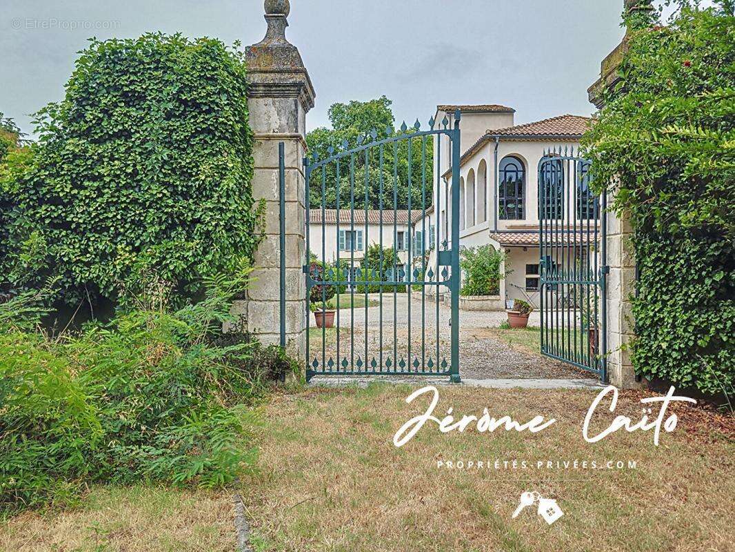 Appartement à NIMES