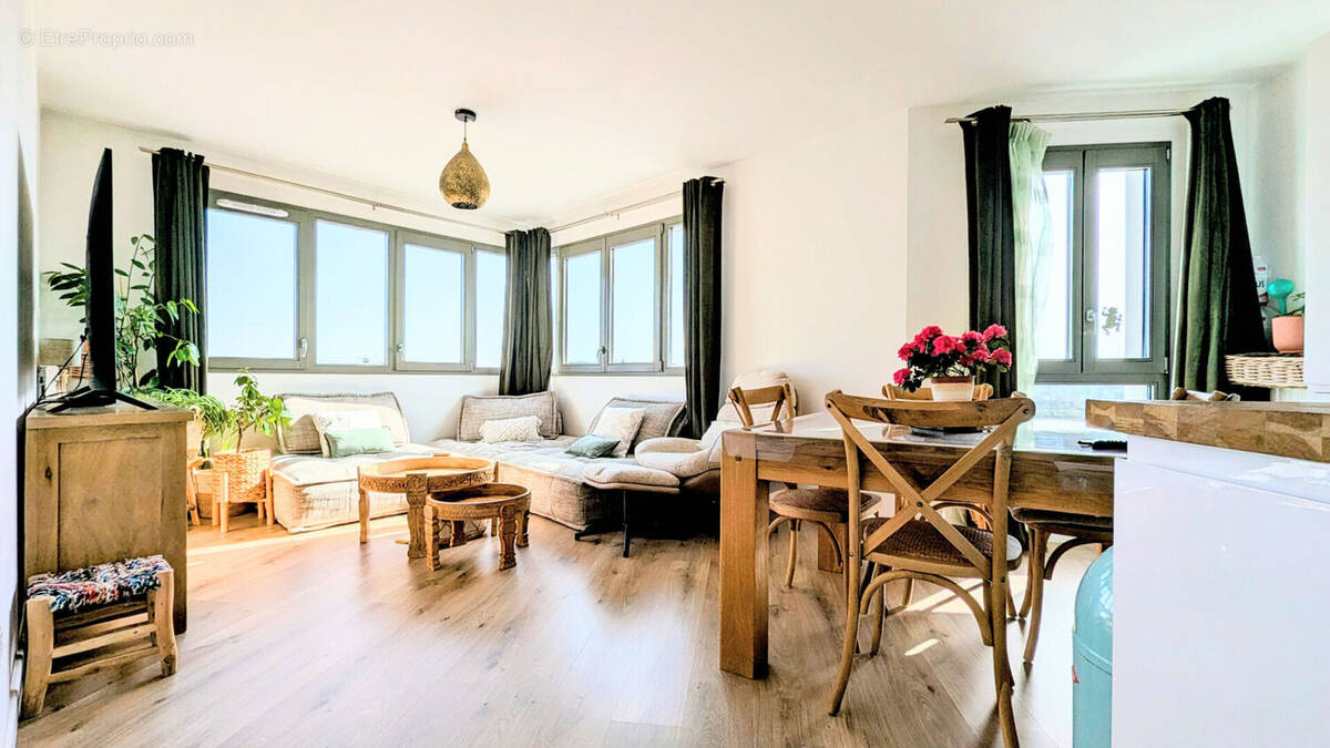 Appartement à SAINT-DENIS