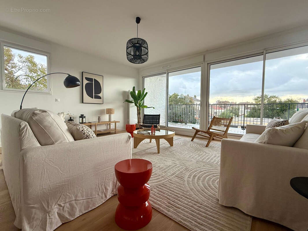 Appartement à BORDEAUX