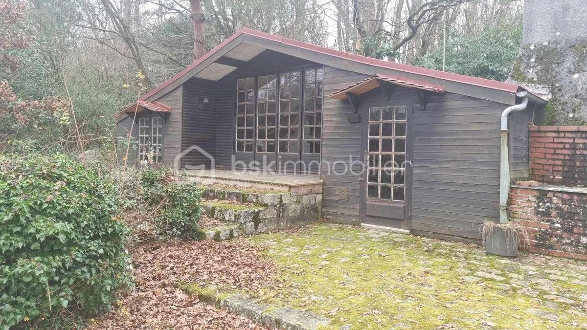 Maison à NANTEAU-SUR-LUNAIN