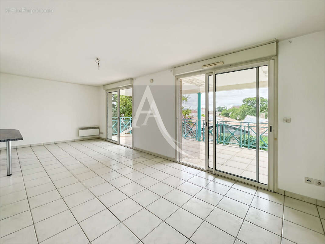 Appartement avec terrasse et ascenseur - Villeneuve-sur-Lot - 3 pièces - 80 m2 - photo 7