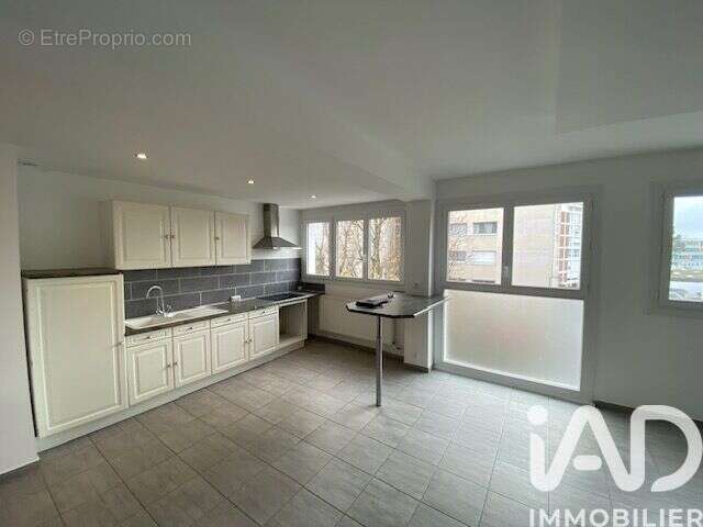 Photo 3 - Appartement à HEROUVILLE-SAINT-CLAIR