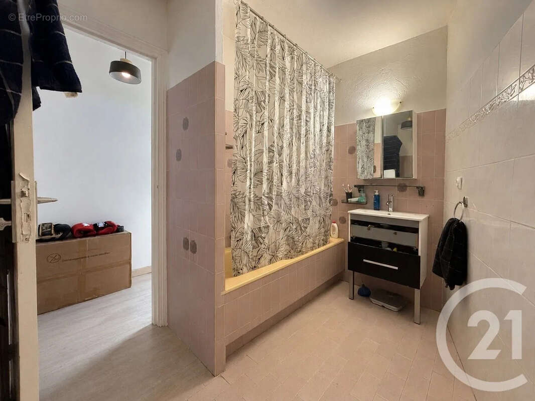 Appartement 39 m² à Le Cannet  - photo 5