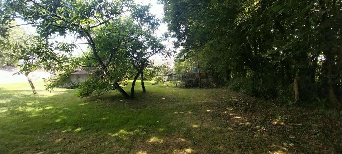 Maison à HAUTEVELLE