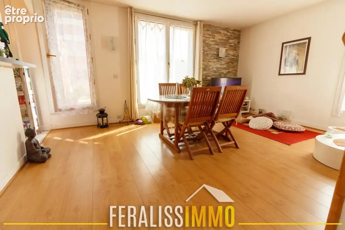 Très bel appartement F4, 3 chambres, seul sur le palier avec - photo 4