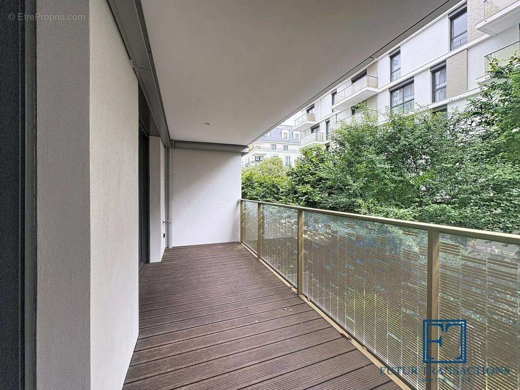 Appartement à ISSY-LES-MOULINEAUX