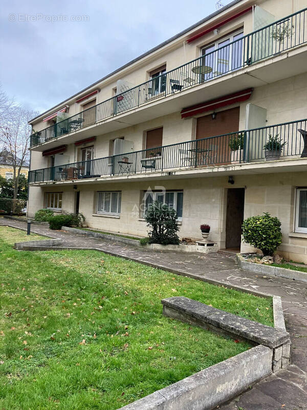 Appartement à MAISONS-LAFFITTE