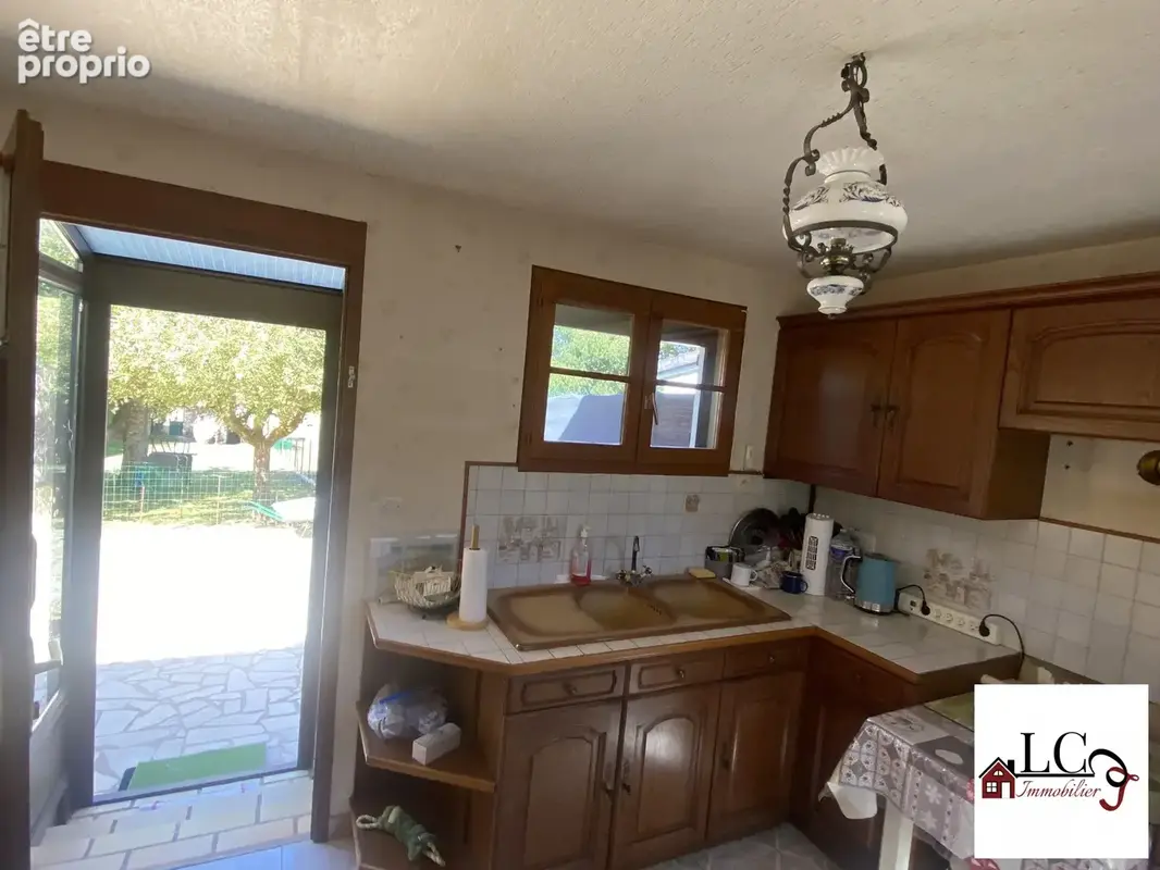 Maison 4 pièces 74 m² à vendre à Lurcy-Le-Bourg (58700) - photo 4