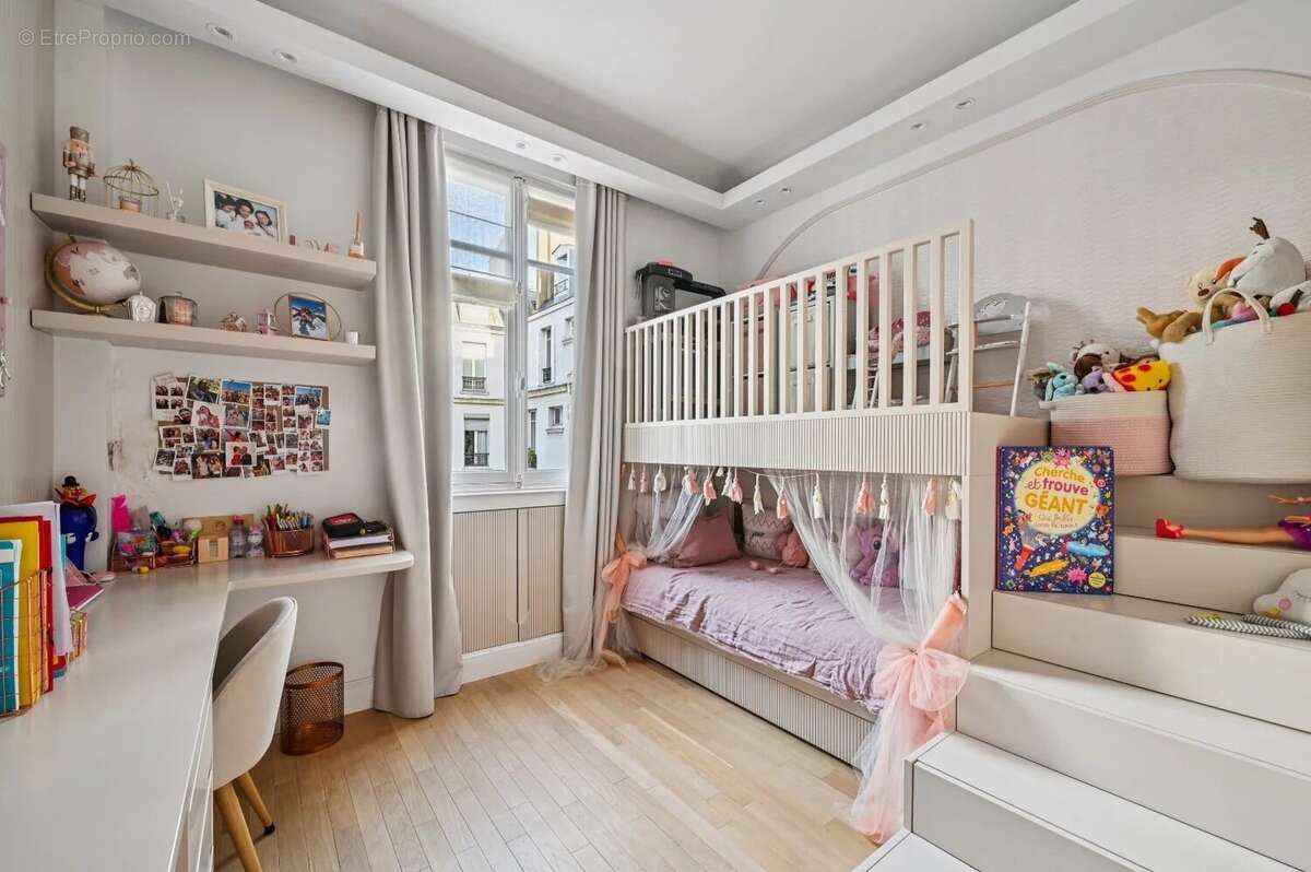 Faubourg Saint-Honoré - photo 11