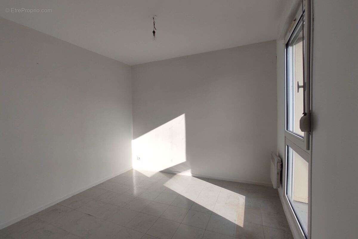 Appartement à ROMILLY-SUR-SEINE