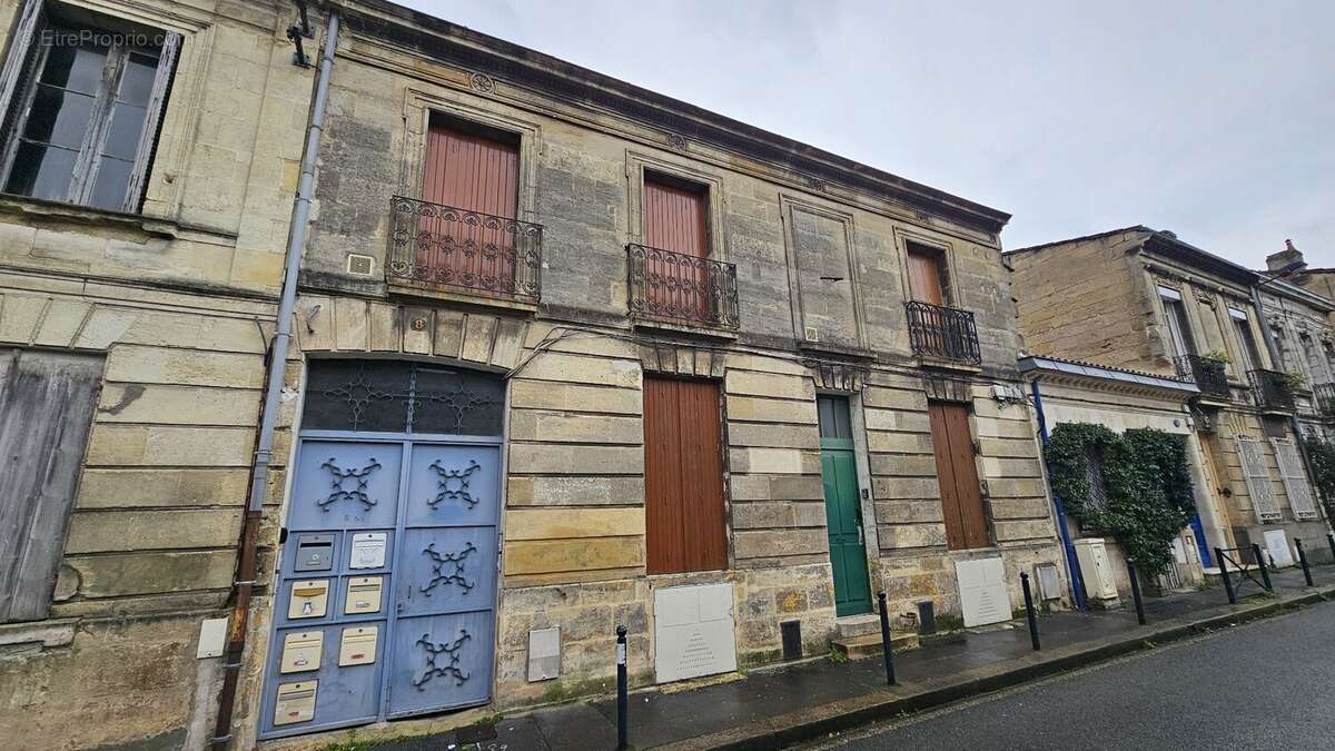 Immeuble de rapport à fort potentiel proche Gare St Jean et Capucins - photo 12