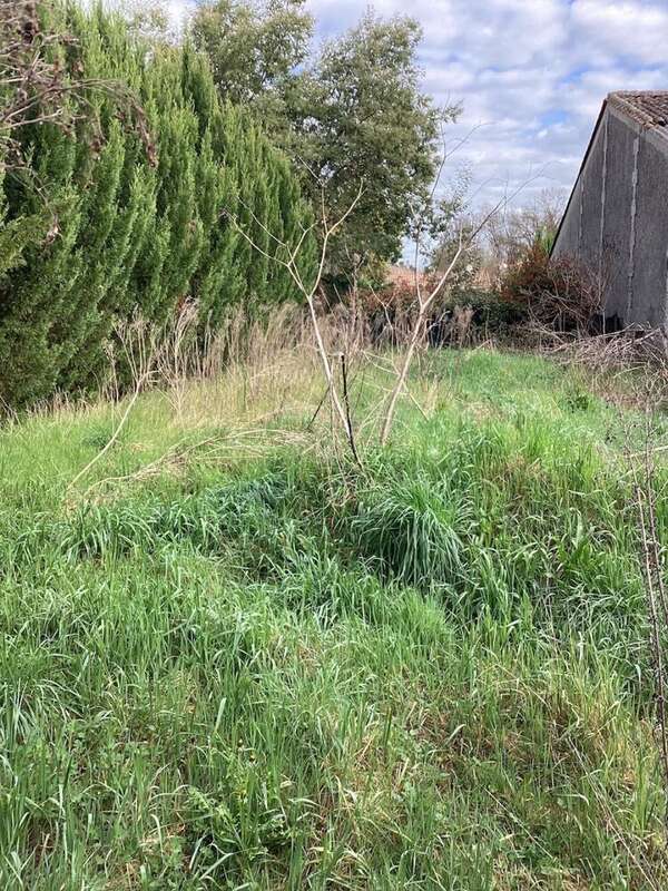 Photo 4 - Parking à COUTRAS