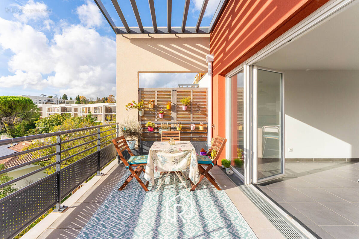 Appartement à MARSEILLE-12E