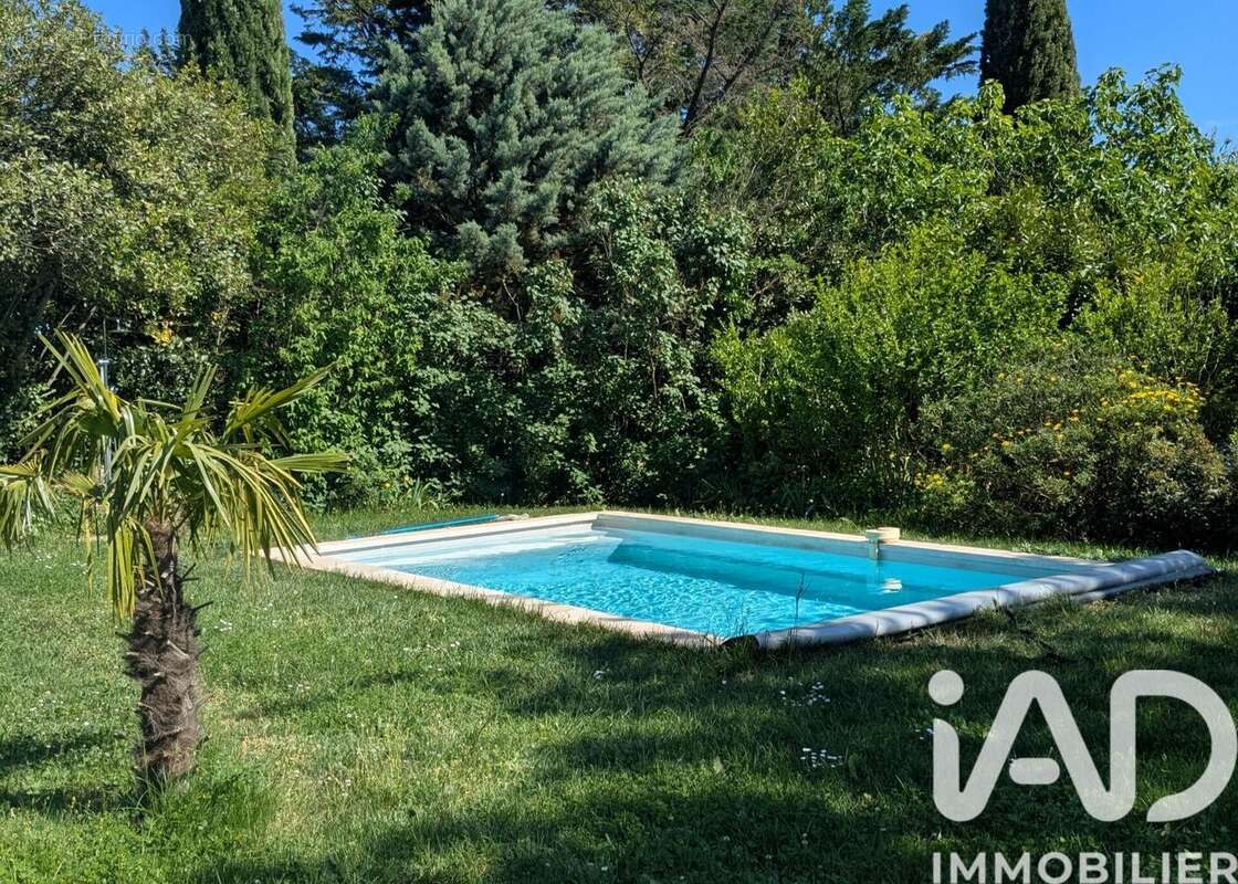 Maison 212 m² à La Bruguiere  - photo 3