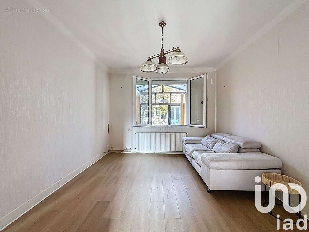 Photo 5 - Maison à LE PLESSIS-ROBINSON