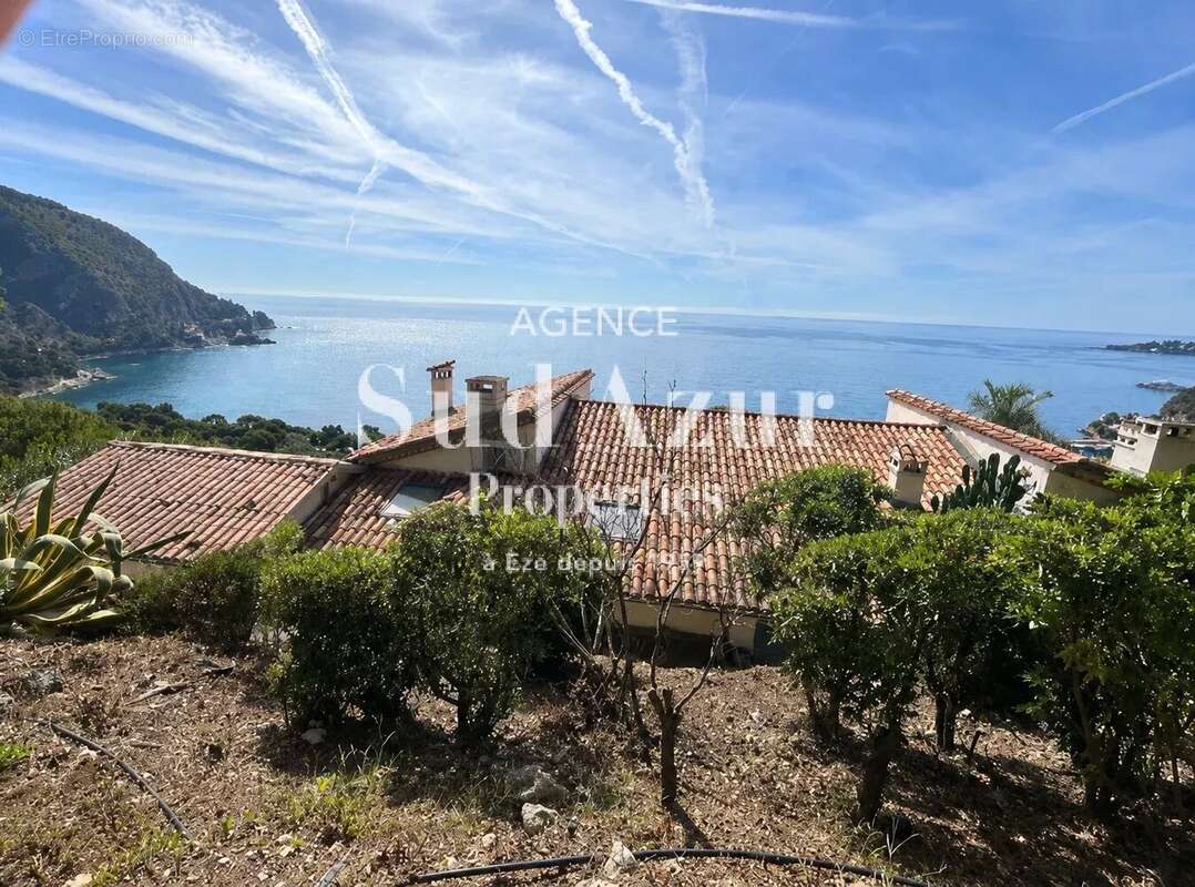 Maison à EZE