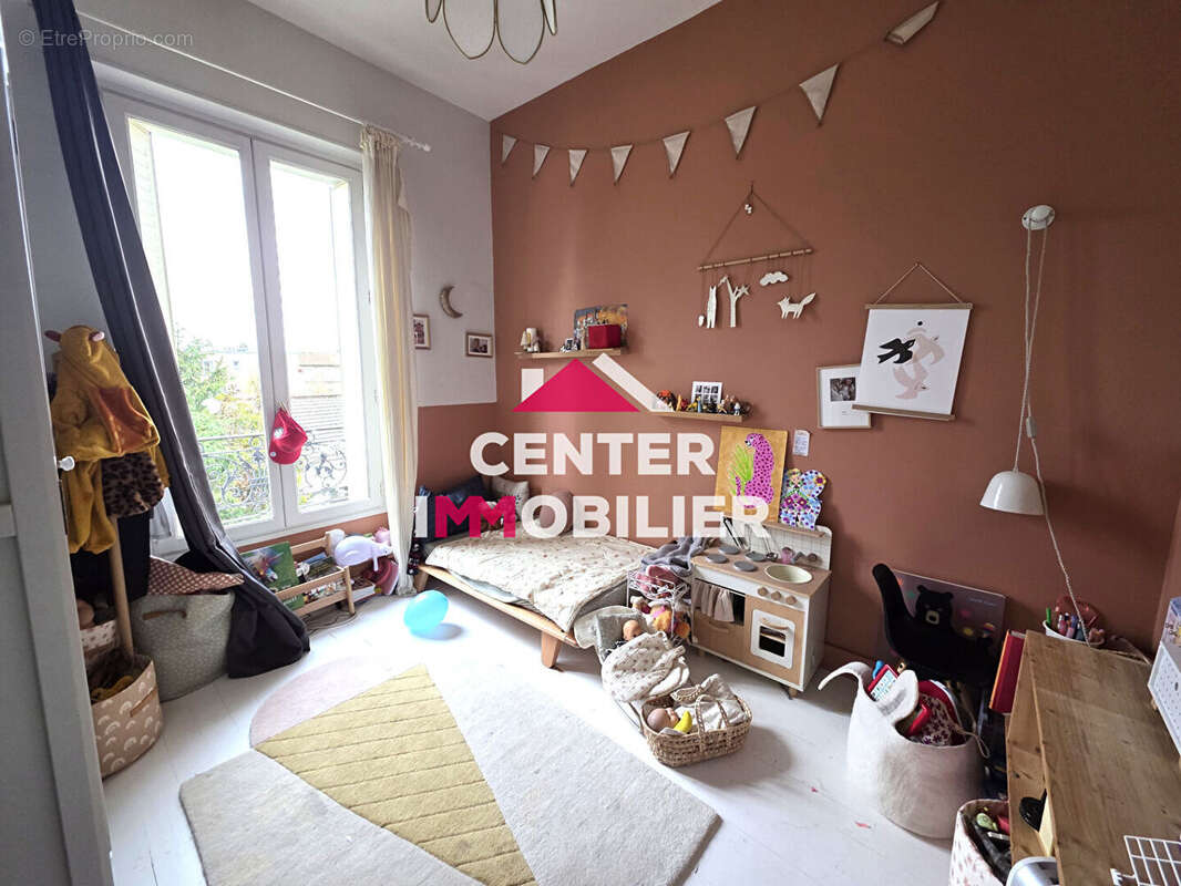 Maison à MAISONS-LAFFITTE