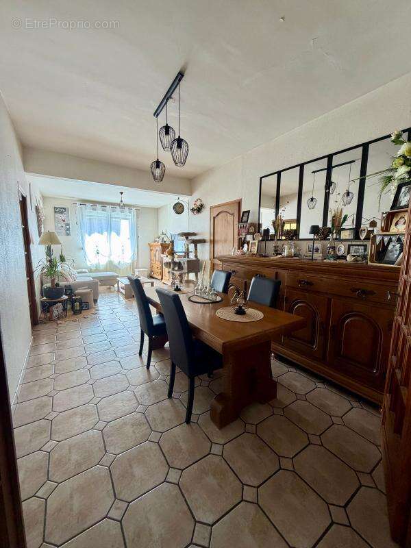 Maison à TERGNIER