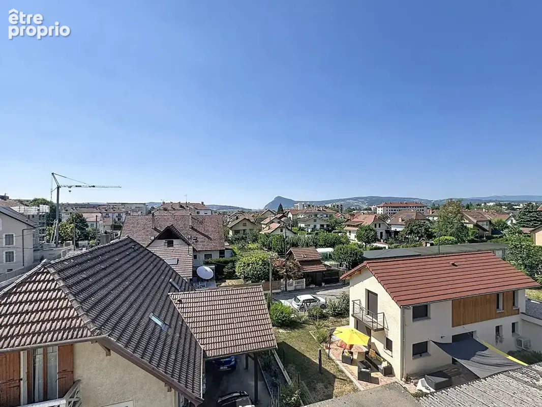 Appartement traversant de 82,64 m² - Dernier étage - À rénover selon vos envies - photo 14