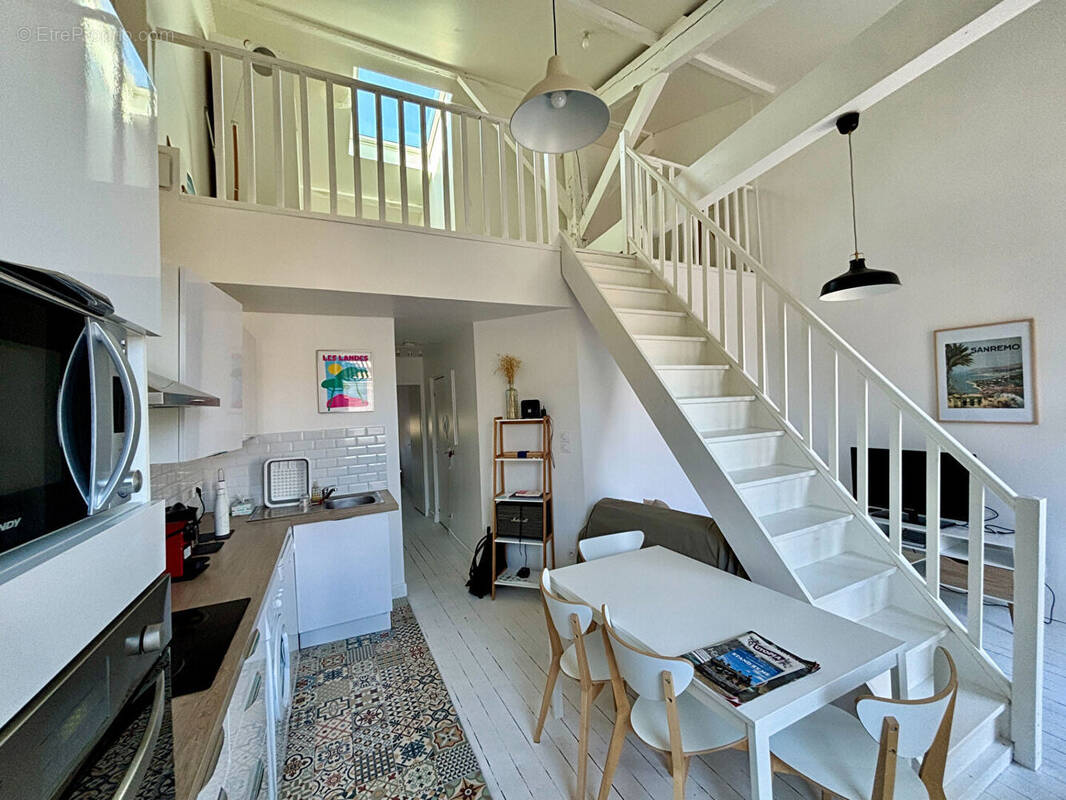 Appartement à BORDEAUX
