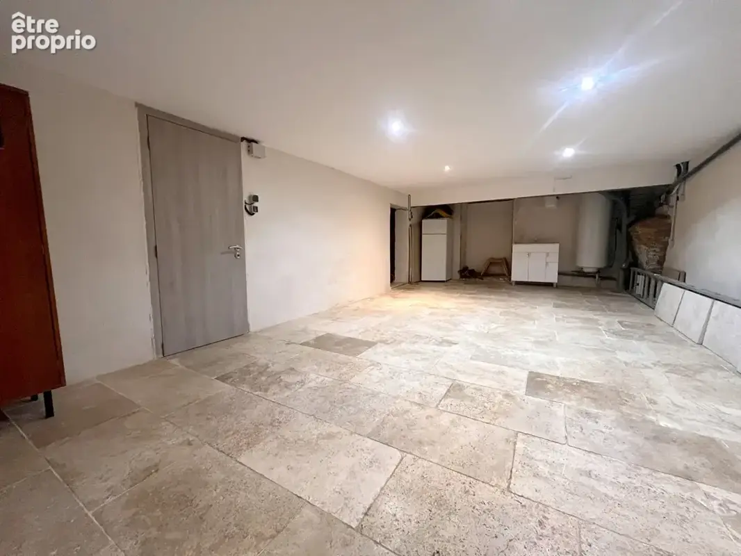 Maison Grans T3  100 m²  Extérieur et garage - photo 7