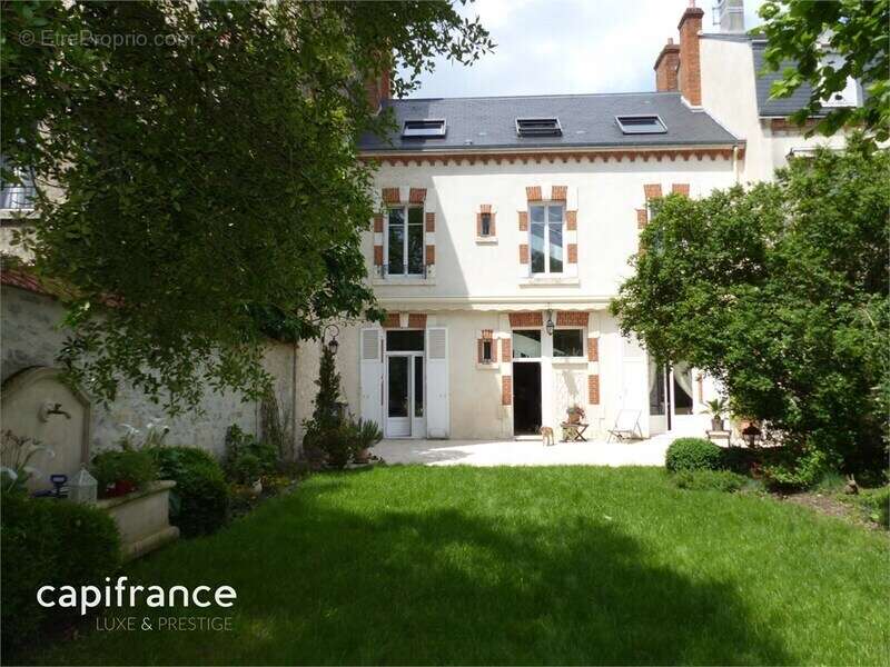 Orléans Dunois, maison bourgeoise à vendre, grand jardin et stationnements, parcelle 457 m² - photo 21