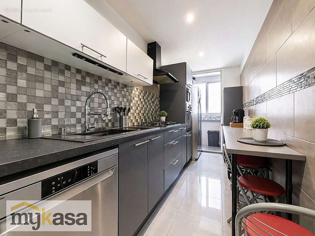 Appartement Martigues 4 pièce(s) 84 m2 - photo 6