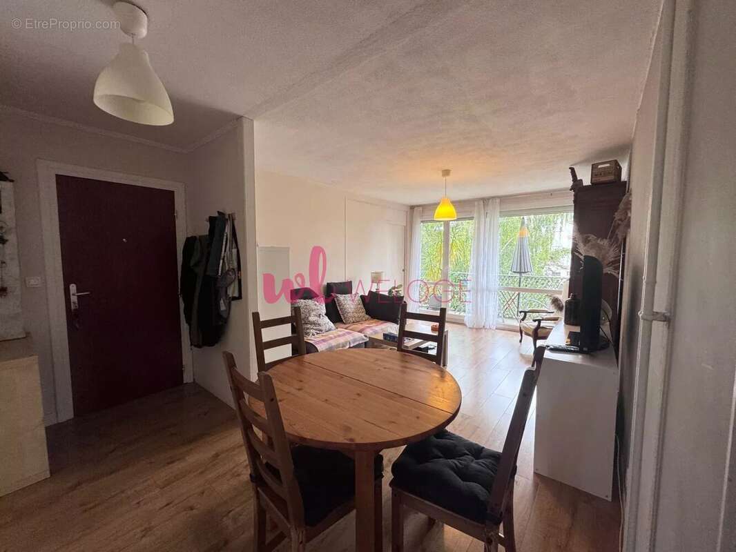 Appartement à BOURGOIN-JALLIEU