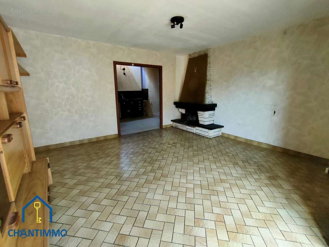 Maison à L'HERMENAULT