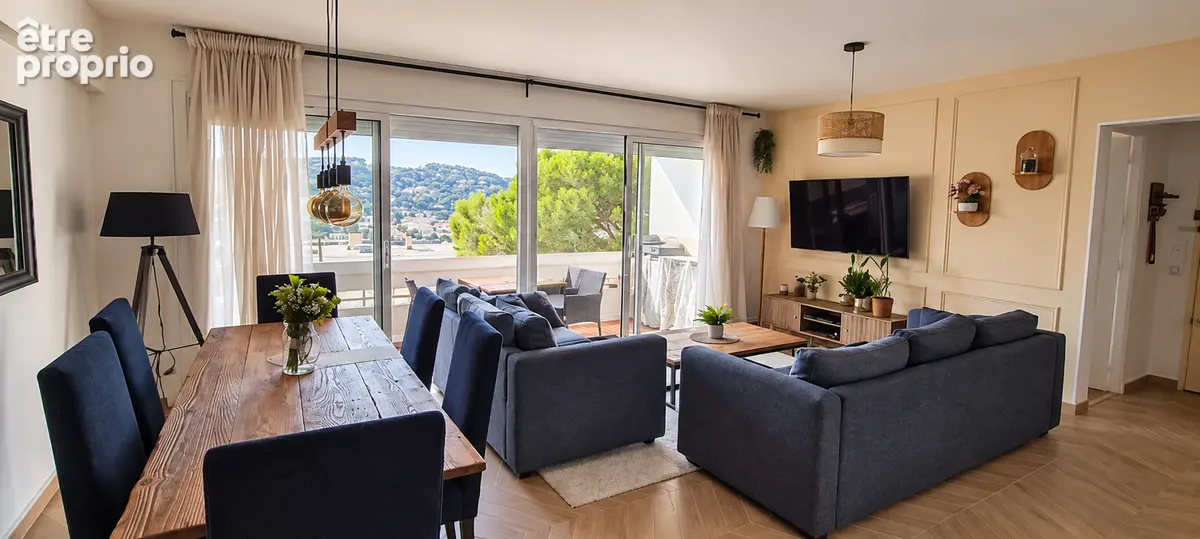 ** APPARTEMENT 4 Pièces avec 3 Chambres ** Climatisé ** Prestations Modernes ** Terrasse Ensoleillée ** (83430) SAINT MANDRIER S - photo 2